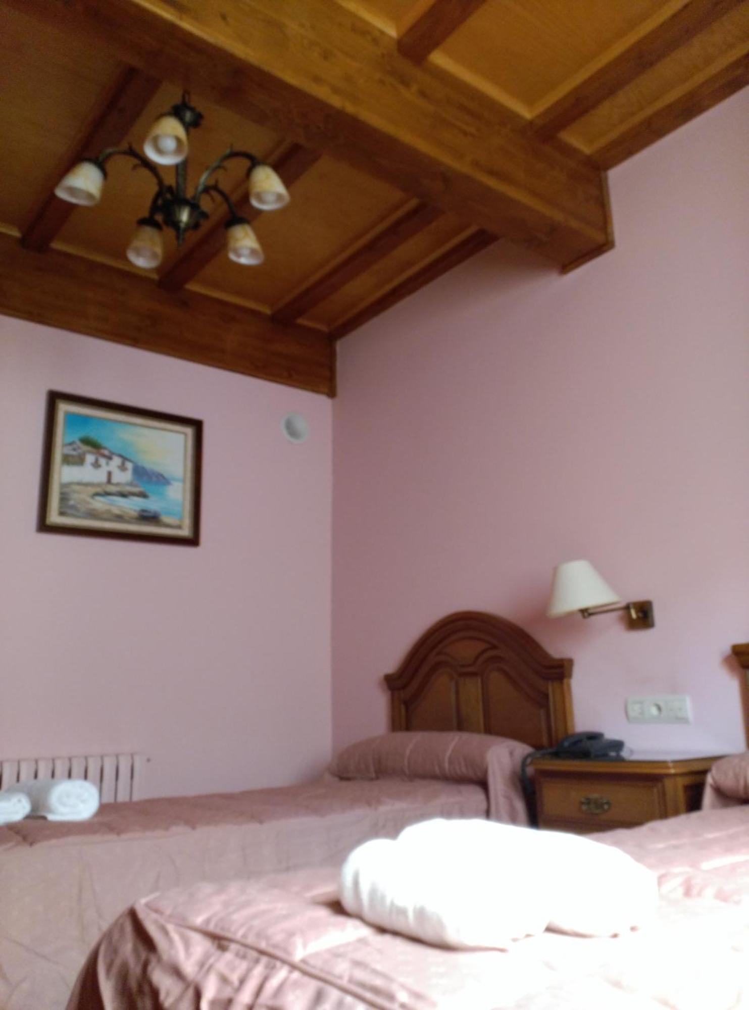 Pico Sacro II Hotel 산티아고데콤포스텔라 객실 사진