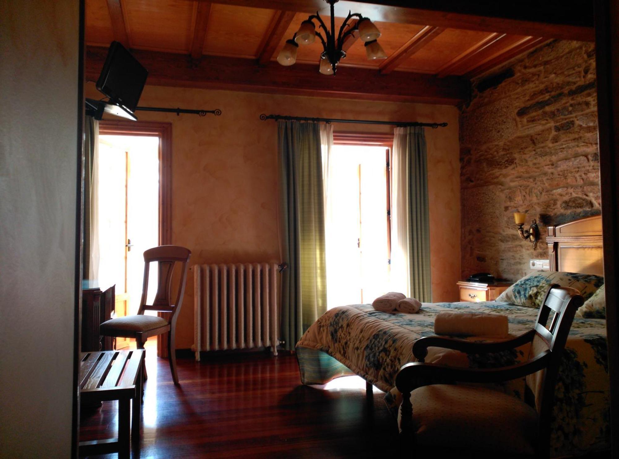 Pico Sacro II Hotel 산티아고데콤포스텔라 객실 사진