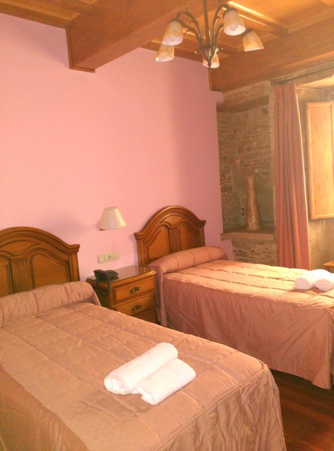 Pico Sacro II Hotel 산티아고데콤포스텔라 객실 사진